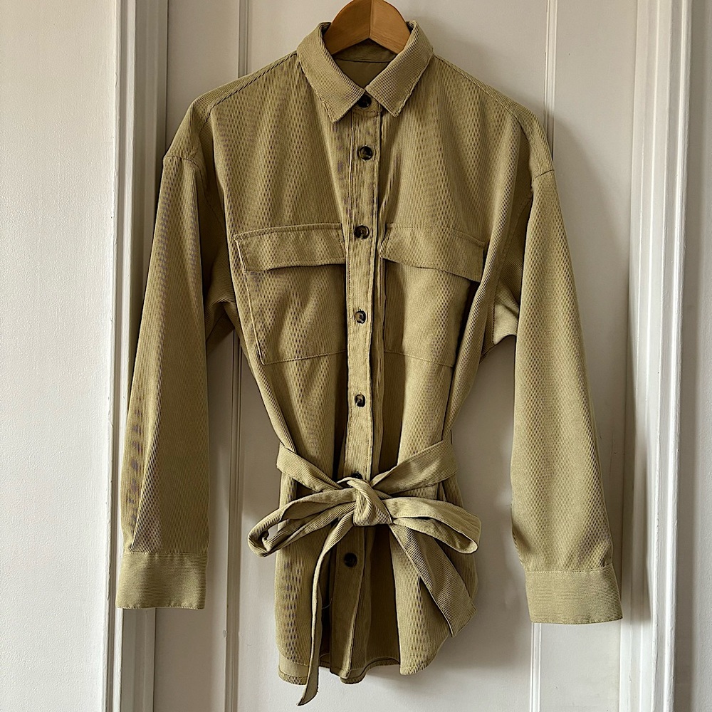 GU Women Corduroy Velvet Yellow Shirts
